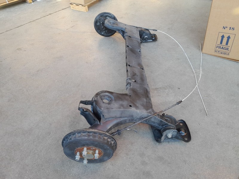 Recambio de puente trasero para volkswagen polo vi (ae1) life referencia OEM IAM 2Q0501053CH  