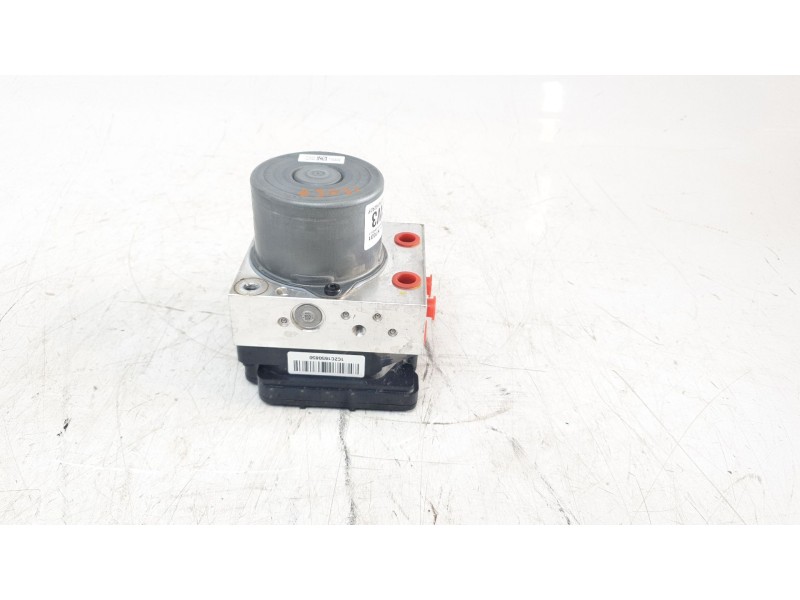 Recambio de abs para hyundai tucson (nx) maxx silver 2wd referencia OEM IAM 58910N7031  