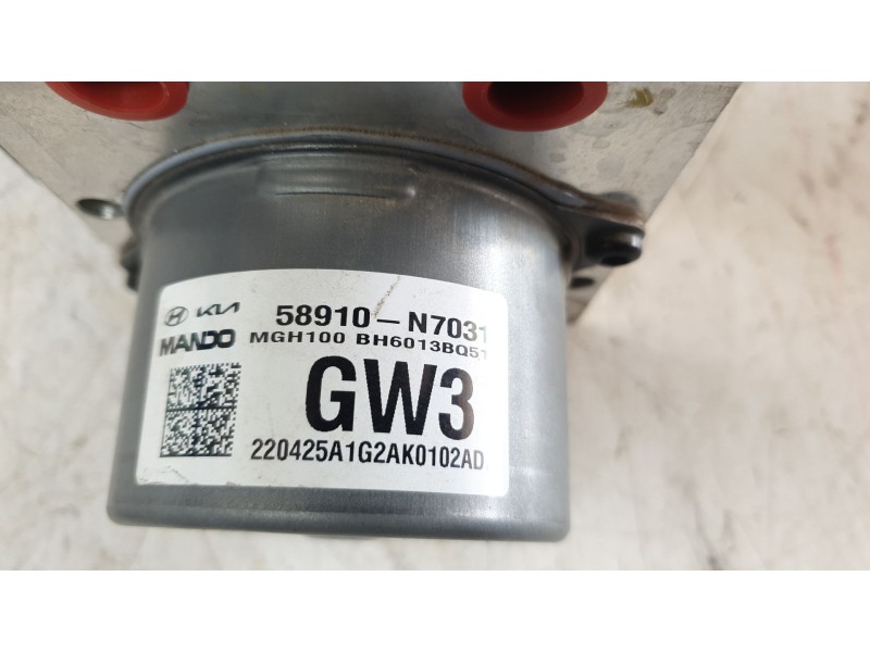 Recambio de abs para hyundai tucson (nx) maxx silver 2wd referencia OEM IAM 58910N7031  