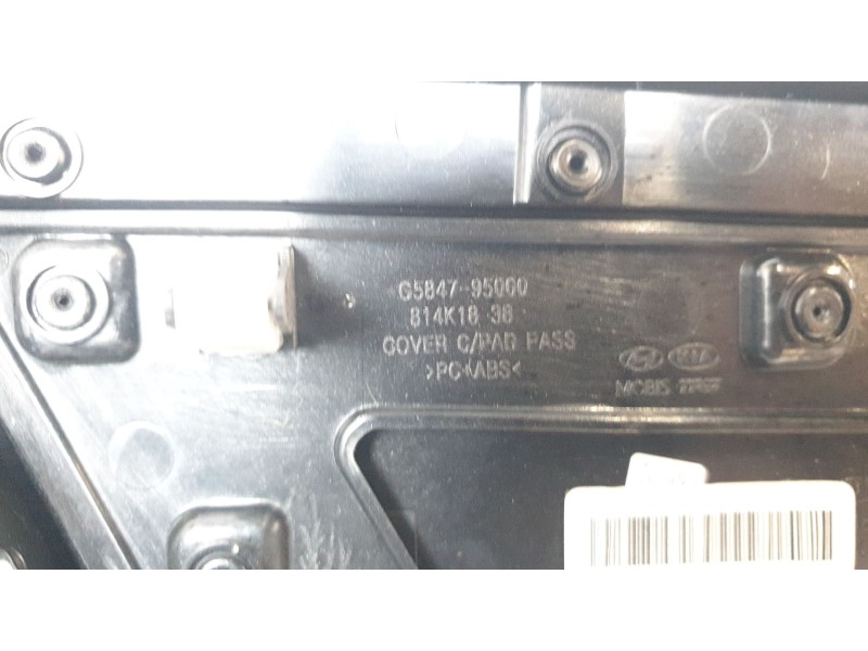 Recambio de aireador derecho para kia niro business referencia OEM IAM G584795000  