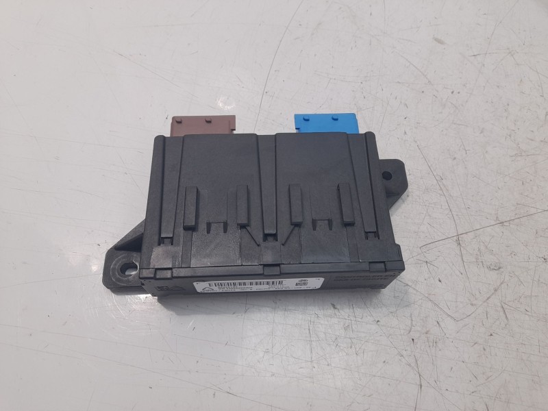 Recambio de modulo electronico para peugeot 3008 allure pack referencia OEM IAM 9810050080  