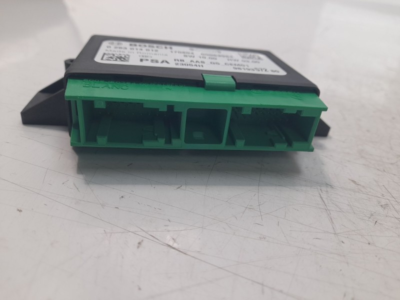 Recambio de modulo electronico para peugeot 3008 allure pack referencia OEM IAM 9819357280  