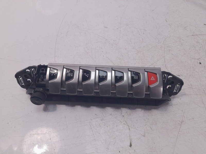 Recambio de mando multifuncion para peugeot 3008 allure pack referencia OEM IAM 98106118DX  