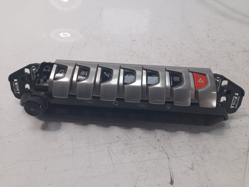 Recambio de mando multifuncion para peugeot 3008 allure pack referencia OEM IAM 98106118DX  