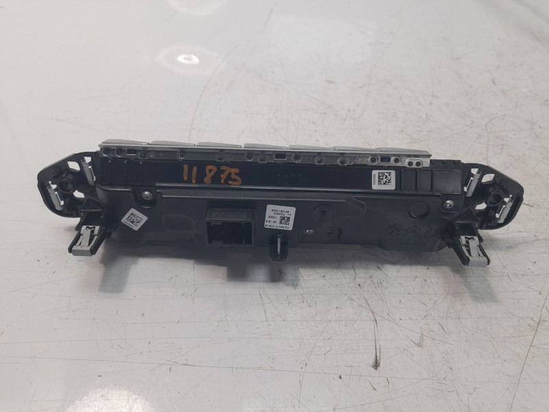 Recambio de mando multifuncion para peugeot 3008 allure pack referencia OEM IAM 98106118DX  