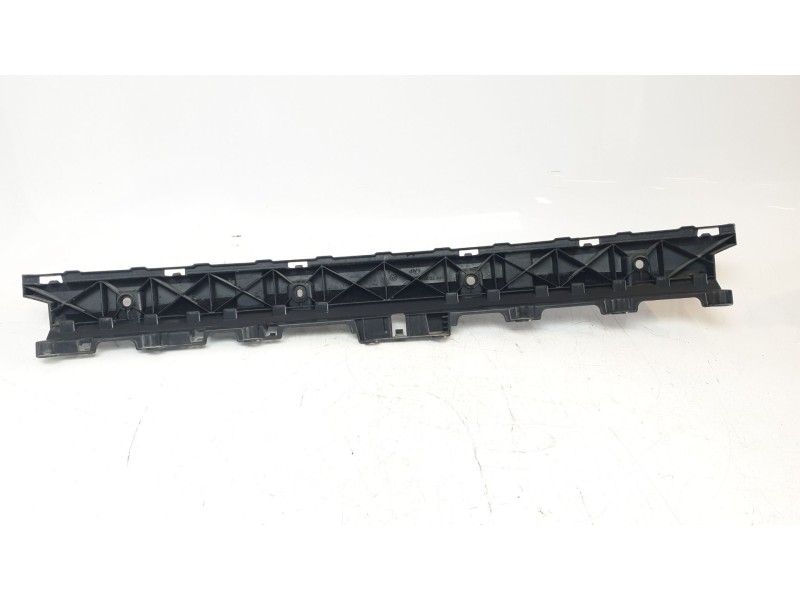 Recambio de molduras traseras para volkswagen t-roc advance style referencia OEM IAM 2GA807863A  