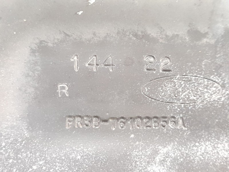 Recambio de travesaño inferior para ford mustang convertible gt referencia OEM IAM FR3B76102B56A  