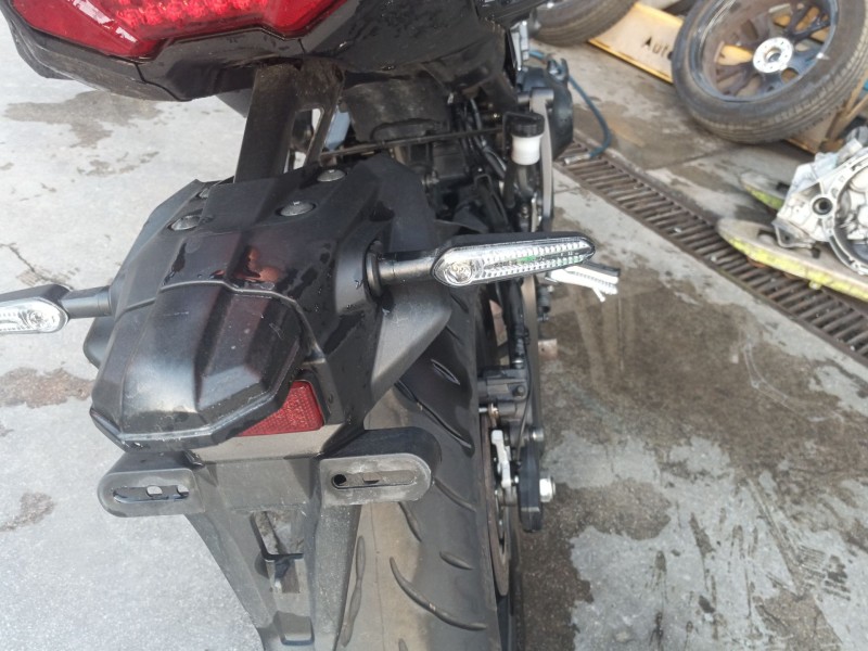 Recambio de piloto trasero derecho para yamaha tracer tracer 9 (rn70) referencia OEM IAM   