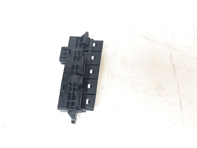 Recambio de interruptor para hyundai tucson (nx) maxx silver 2wd referencia OEM IAM 93315N73604X  