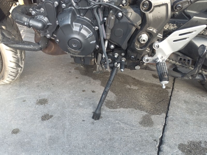 Recambio de caballete lateral para yamaha tracer tracer 9 (rn70) referencia OEM IAM   