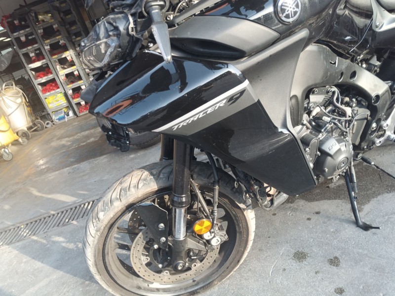 Recambio de carenado delantero izquierdo para yamaha tracer tracer 9 (rn70) referencia OEM IAM   