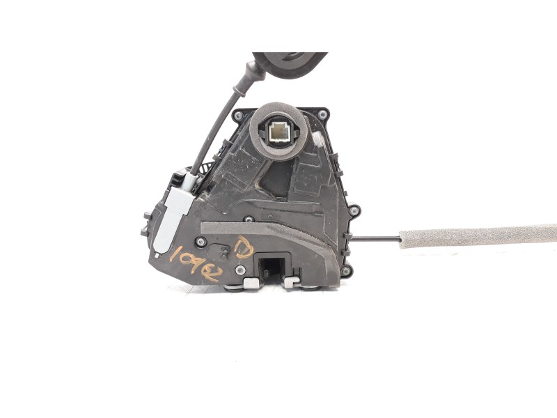 Recambio de cerradura puerta trasera derecha para renault captur ii 1.0 tce referencia OEM IAM 825021122R  