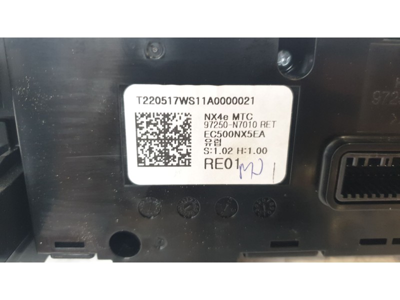 Recambio de mando calefaccion / aire acondicionado para hyundai tucson (nx) maxx silver 2wd referencia OEM IAM EC500NX5EA 97250N