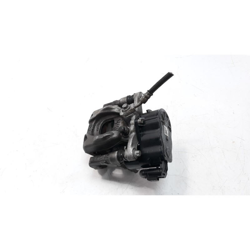 Recambio de pinza de freno trasera derecha para mercedes-benz clase gla (bm 247) 1.3 cat referencia OEM IAM A2474230898 L76718 