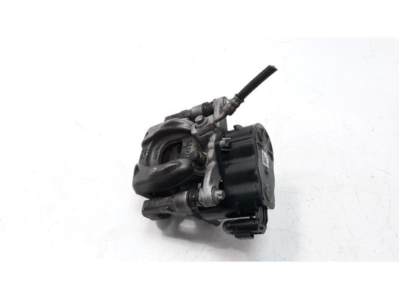 Recambio de pinza de freno trasera derecha para mercedes-benz clase gla (bm 247) 1.3 cat referencia OEM IAM A2474230898 L76718 