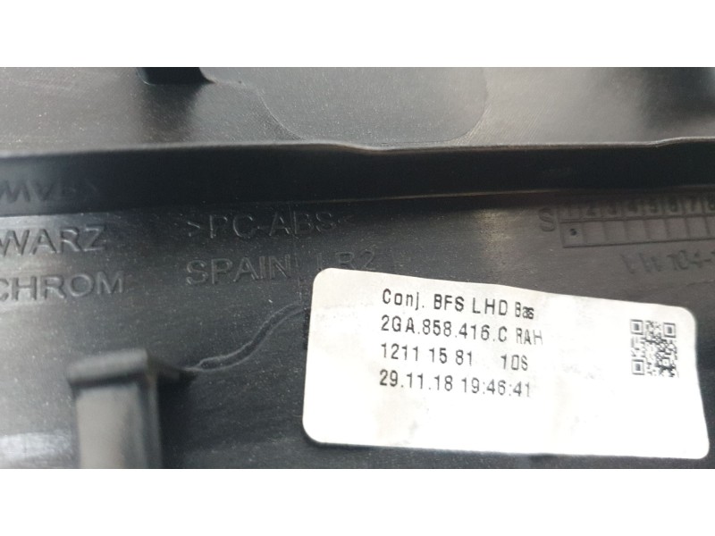 Recambio de aireador para volkswagen t-roc advance style referencia OEM IAM 2GA858416  