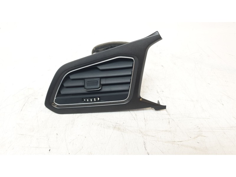 Recambio de aireador izquierdo para volkswagen t-roc advance style referencia OEM IAM 2GA819703  