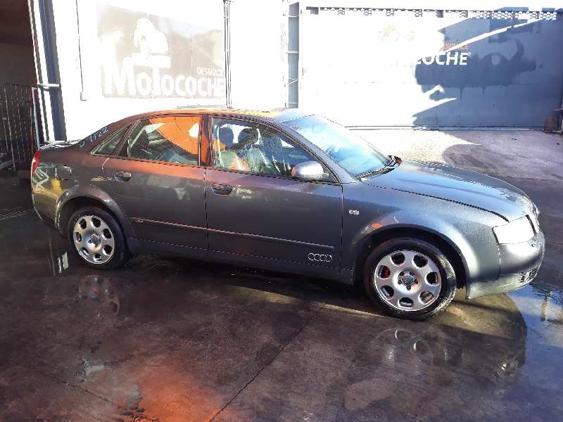 audi a4 berlina (8e) del año 2001