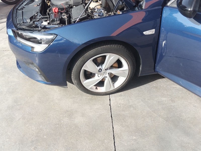 Recambio de mangueta delantera izquierda para opel insignia b grand sport (z18) 2.0 (68) referencia OEM IAM   