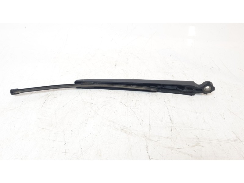 Recambio de brazo limpia trasero para volkswagen t-roc advance style referencia OEM IAM 5F3955707  
