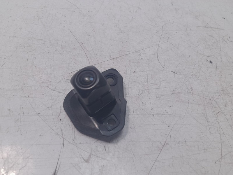 Recambio de camara vision trasera para toyota corolla station wagon (_e21_) 2.0 hybrid (mzeh12) referencia OEM IAM 8679002210  