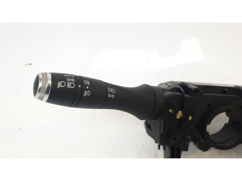 Recambio de mando multifuncion para renault clio v business edition referencia OEM IAM 255670428R  