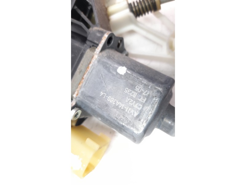 Recambio de elevalunas trasero izquierdo para ford b-max 1.0 ecoboost cat referencia OEM IAM AV1114A389L4  