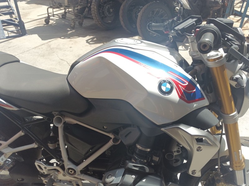 Recambio de deposito combustible para bmw r 1250 r 1250 r (1r13) referencia OEM IAM   