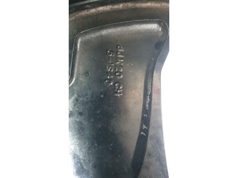 Recambio de llanta para renault austral techno referencia OEM IAM 403008811R  