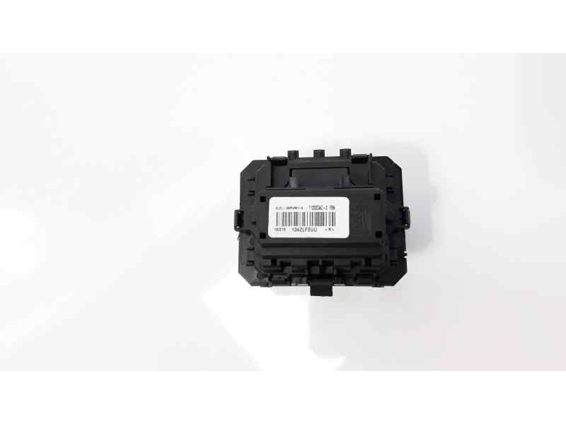 Recambio de resistencia calefaccion para peugeot 208 1.2 12v vti referencia OEM IAM 134ZLF2UU T1000034ZD 