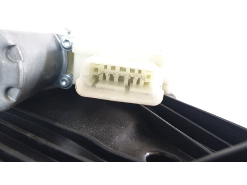 Recambio de elevalunas trasero izquierdo para renault clio v business edition referencia OEM IAM 827217837R  