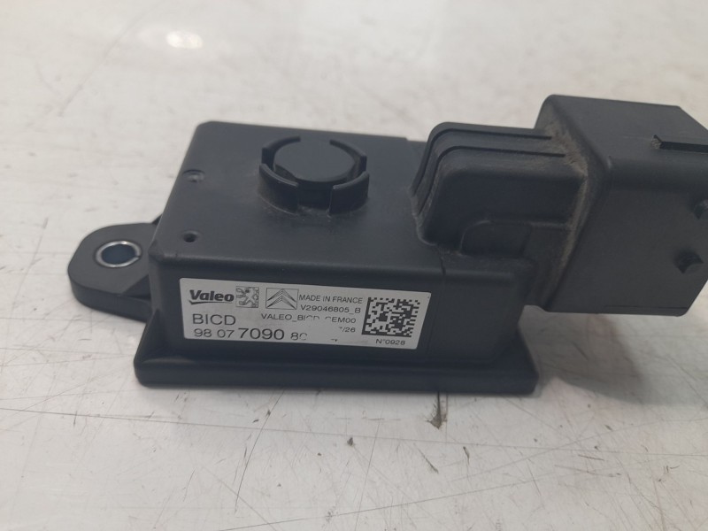 Recambio de modulo electronico para peugeot 3008 allure pack referencia OEM IAM 9807709080  