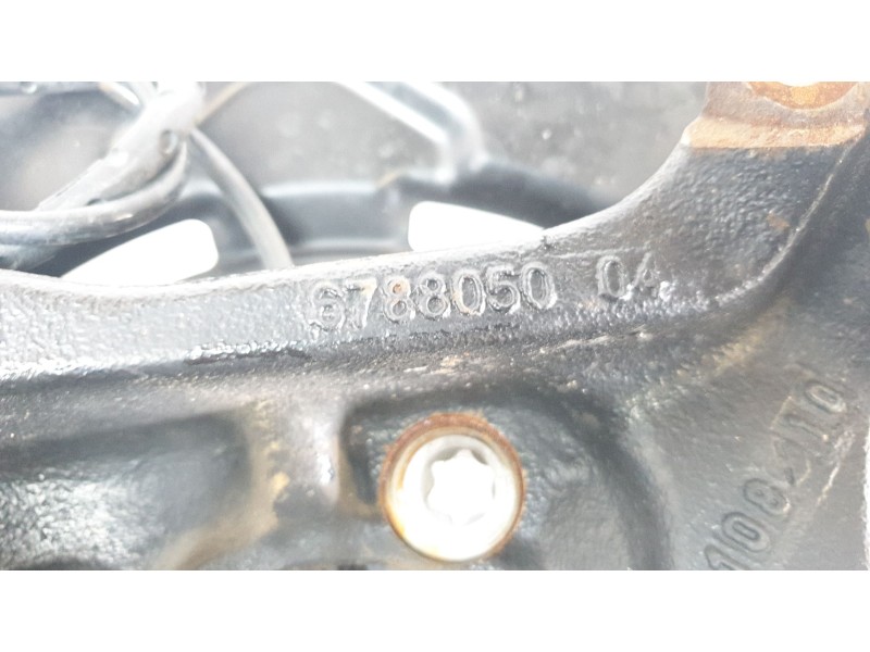 Recambio de mangueta trasera derecha para bmw x1 (e84) xdrive 20d referencia OEM IAM 33326788050  