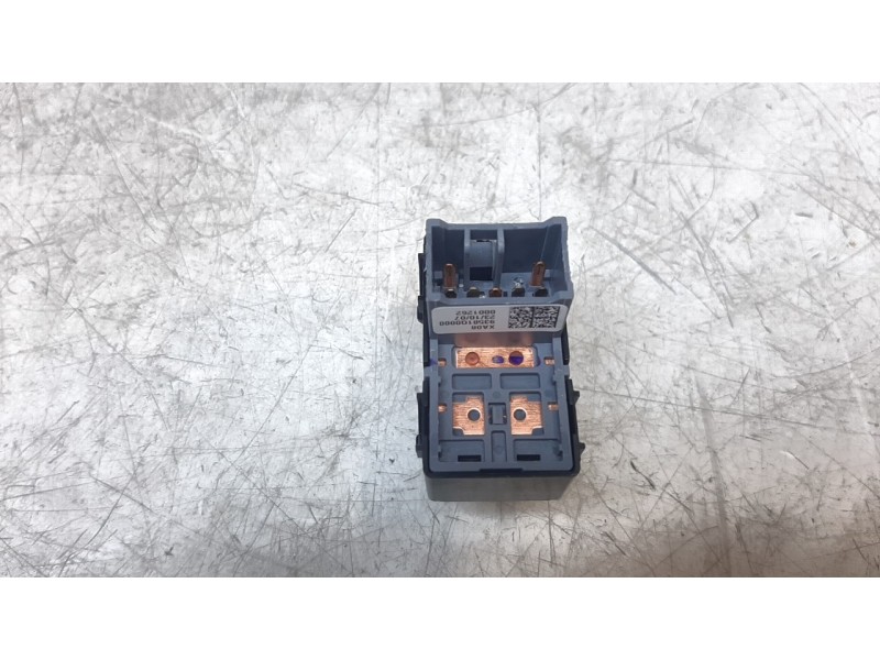 Recambio de mando elevalunas delantero derecho para hyundai i20 (bc3) klass referencia OEM IAM 93581Q0000  