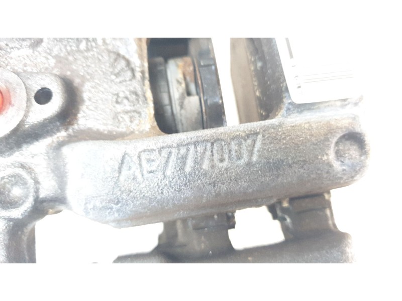 Recambio de pinza de freno trasera derecha para peugeot 3008 allure pack referencia OEM IAM AE777007  