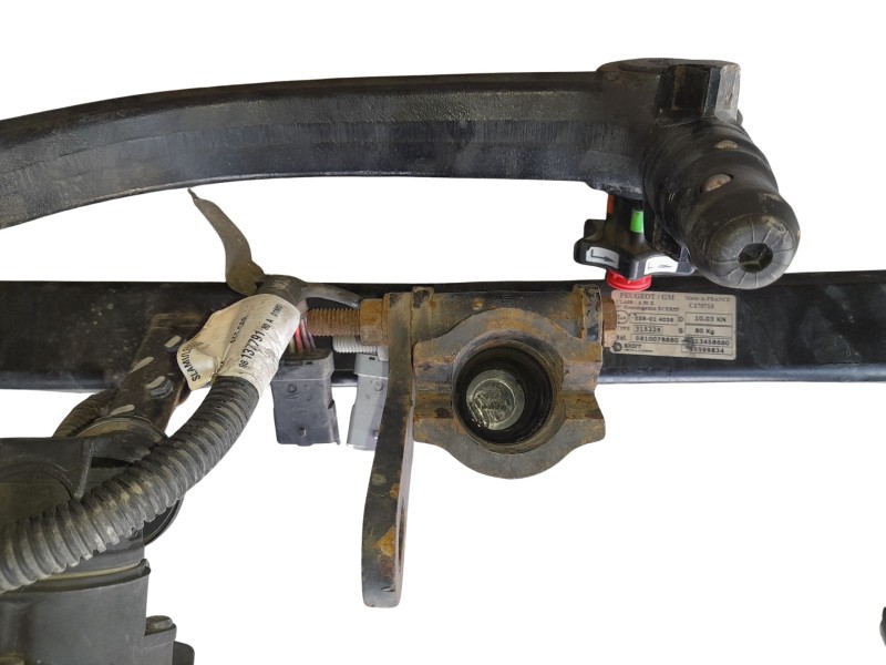Recambio de enganche remolque para peugeot 3008 allure pack referencia OEM IAM 9810078880 315226 