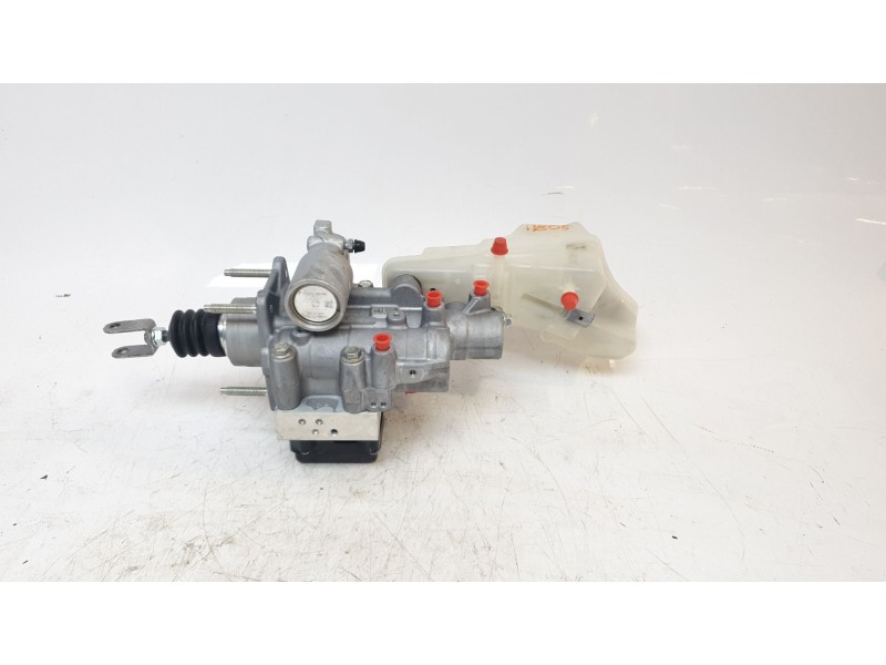 Recambio de bomba freno para lexus ux (za10) 250h referencia OEM IAM 4721076230  