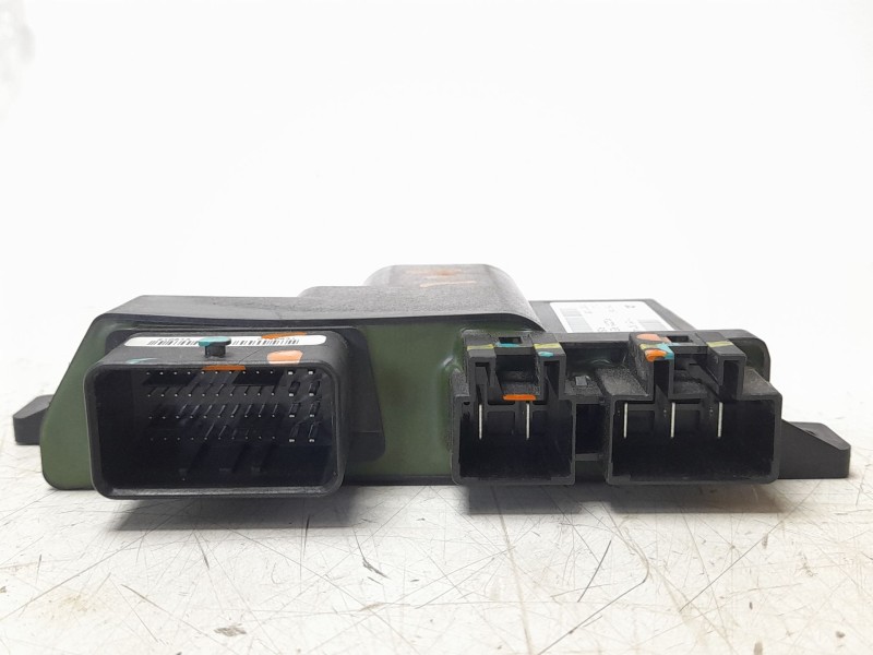 Recambio de conmutador de arranque para piaggio (vespa) piaggio medley 125 medley 125ie iget referencia OEM IAM 1B004018 CM30130