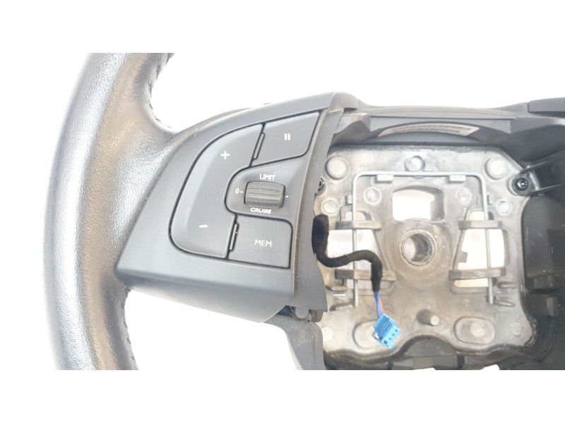 Recambio de volante para citroën c4 cactus origins referencia OEM IAM 98303131ZD  