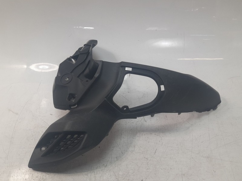 Recambio de moldura para bmw r 1250 r 1250 gs adventure referencia OEM IAM 46638560316  