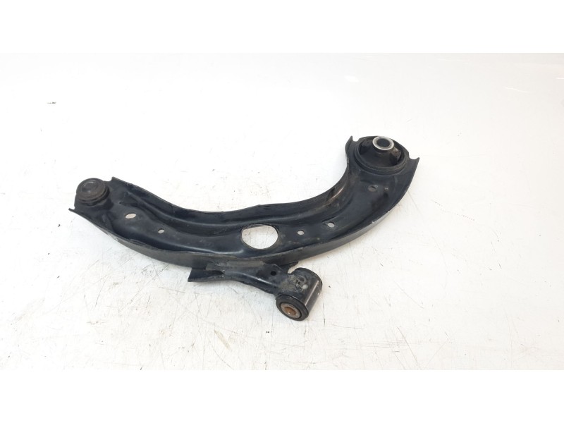 Recambio de brazo suspension inferior delantero izquierdo para mazda 2 hatchback (dl, dj) 1.5 skyactiv-g m hybrid referencia OEM