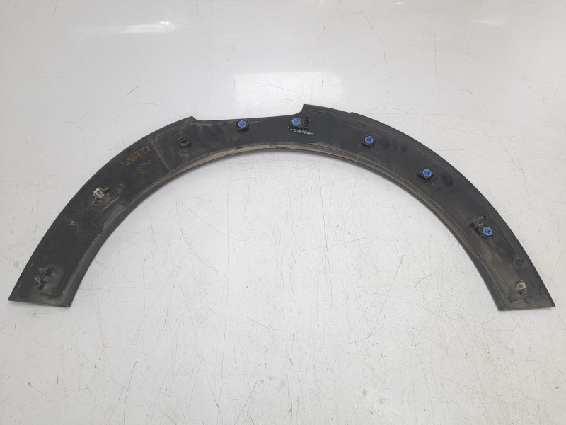 Recambio de aletin trasero izquierdo para citroën c4 cactus origins referencia OEM IAM 9819474277  