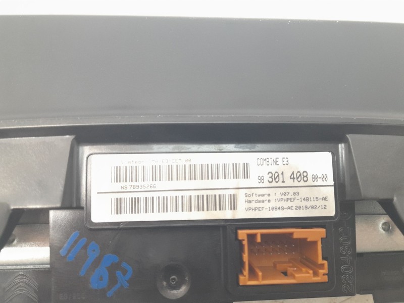 Recambio de cuadro instrumentos para citroën c4 cactus origins referencia OEM IAM 9830087680  