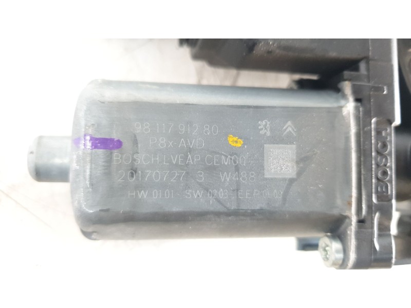 Recambio de motor elevalunas delantero derecho para peugeot 3008 allure pack referencia OEM IAM 9811791280  