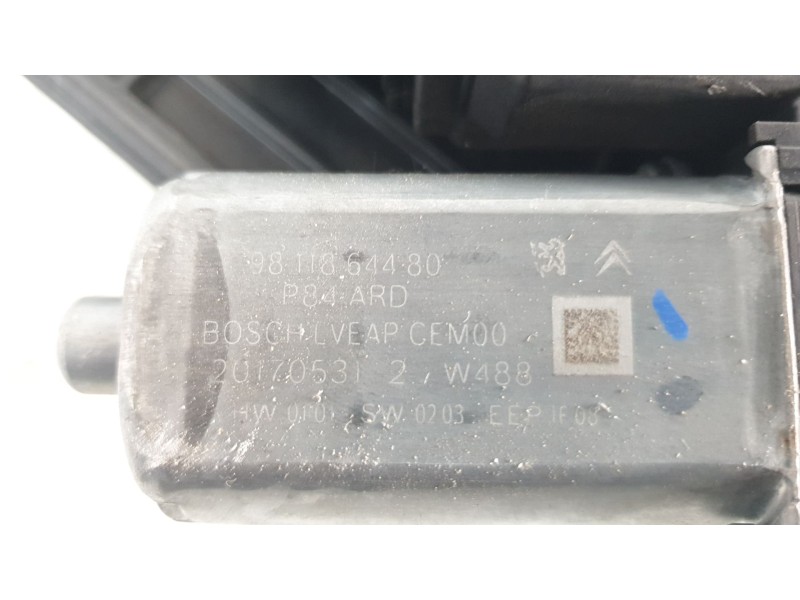 Recambio de elevalunas trasero derecho para peugeot 3008 allure pack referencia OEM IAM 9810488480  