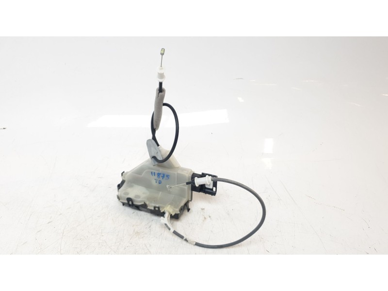 Recambio de cerradura puerta trasera derecha para peugeot 3008 allure pack referencia OEM IAM 9823729080  