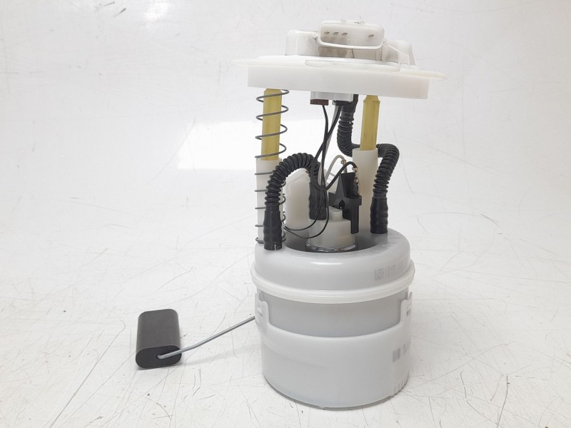 Recambio de bomba combustible para dacia sandero iii stepway extreme referencia OEM IAM 172020253R 100130997AA 