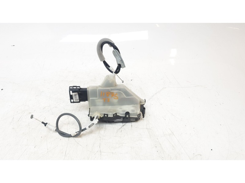 Recambio de cerradura puerta trasera izquierda para peugeot 3008 allure pack referencia OEM IAM 9823729180  