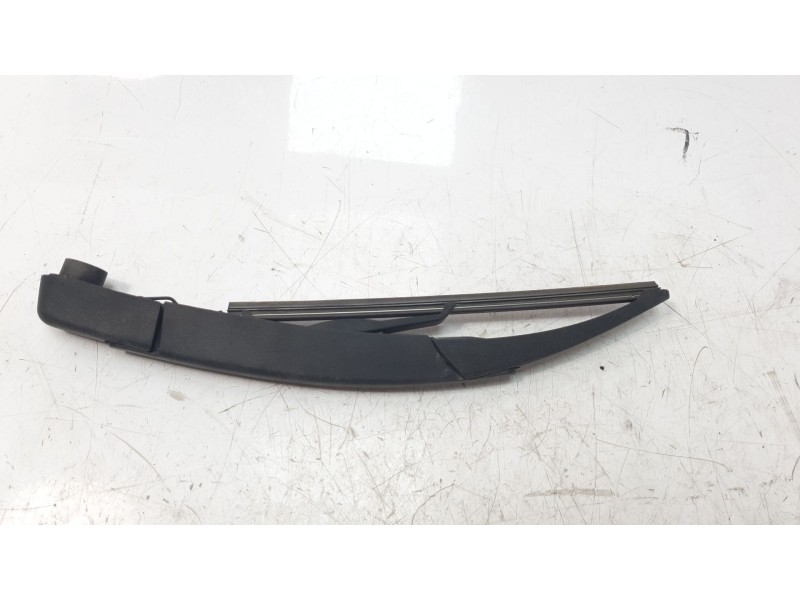 Recambio de brazo limpia trasero para citroën c4 cactus origins referencia OEM IAM 1611872280  