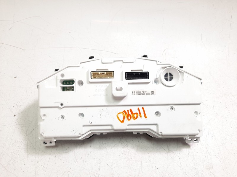 Recambio de cuadro instrumentos para toyota corolla (e21) hybrid active referencia OEM IAM 83800F2Y71 MB2576303800 